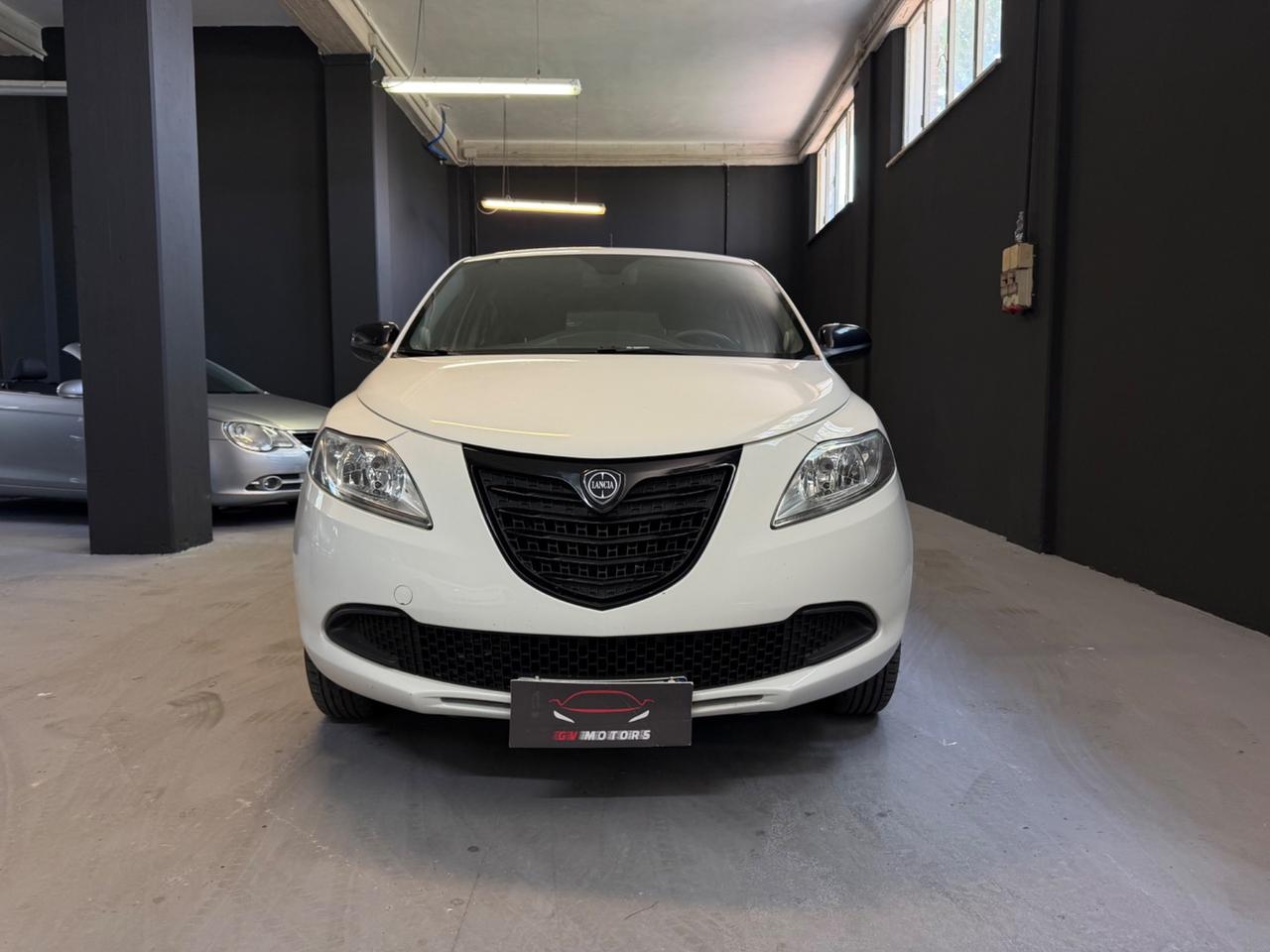 Lancia Ypsilon 0.9 TwinAir 85CV 2015