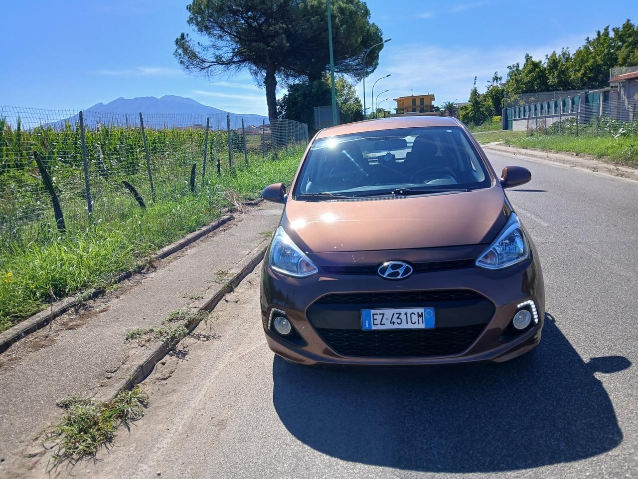 Hyundai i10 Gpl di serie 1 proprietario full optio