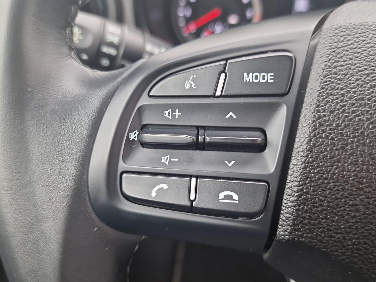 HYUNDAI I10 1.0 TECH + CONNECT