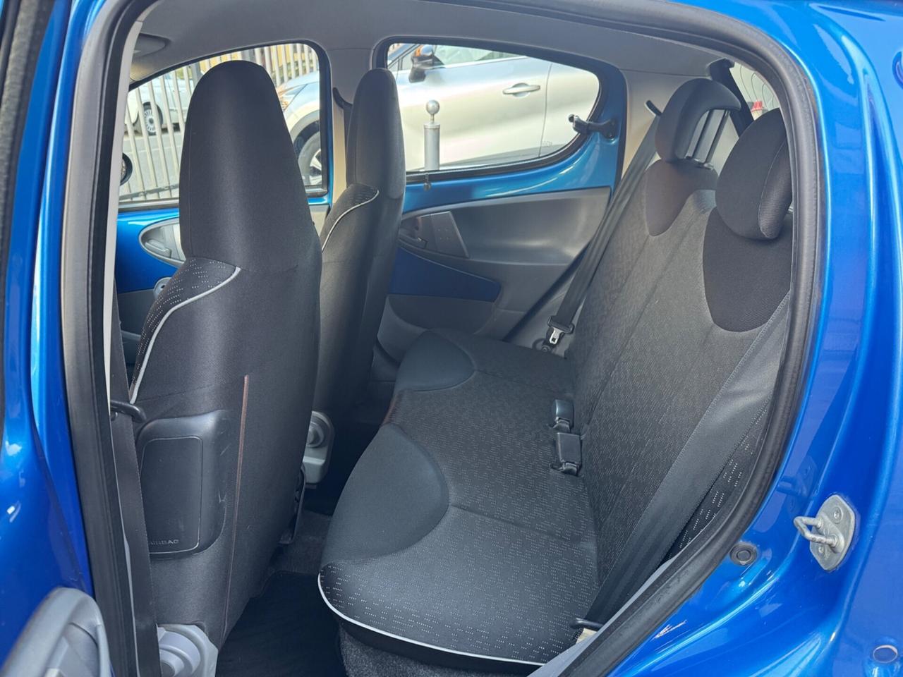 Peugeot 107 1.0 68CV 5p. Plaisir