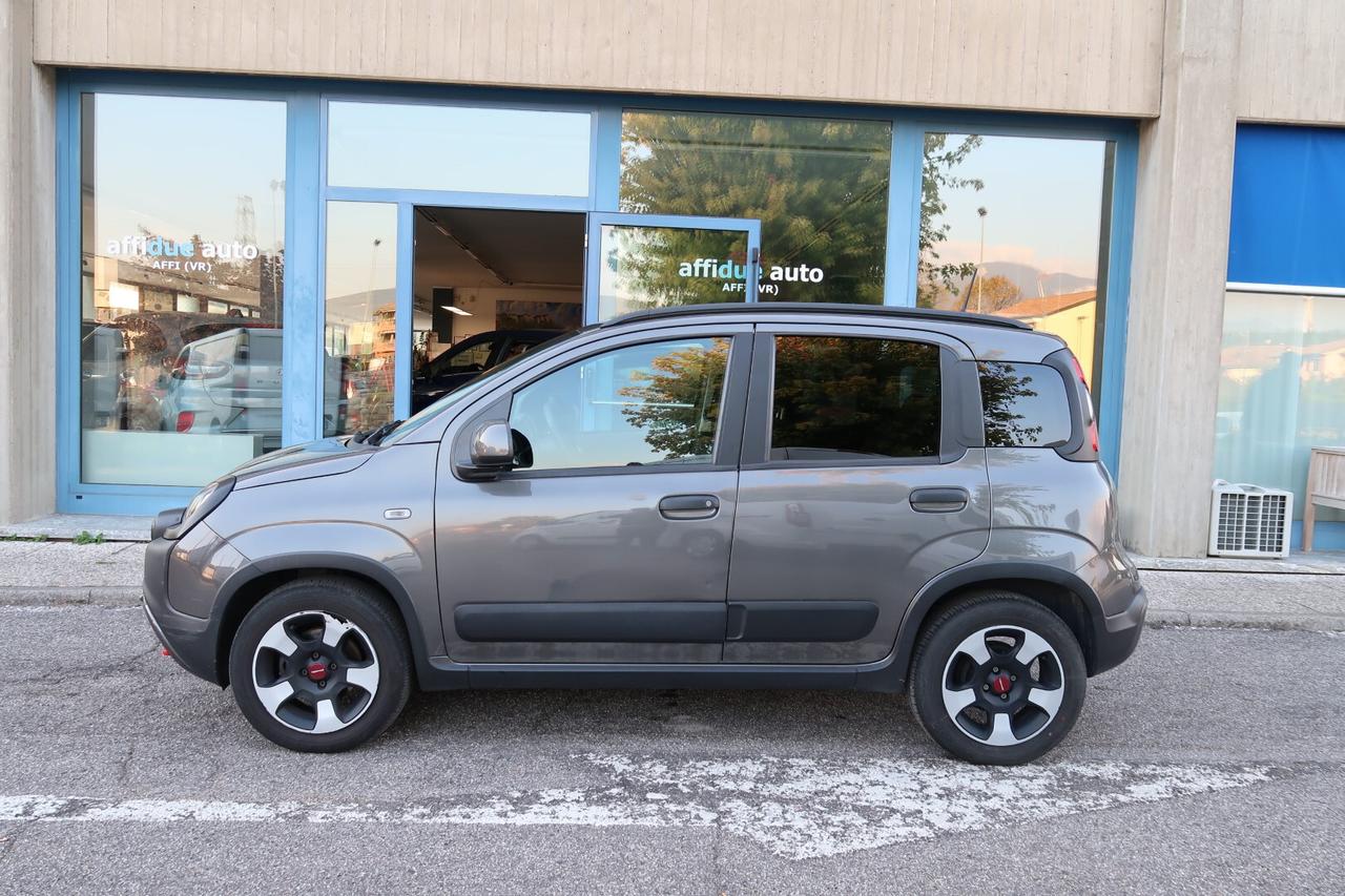 Fiat Panda 1.0 FireFlyHybrid Cross