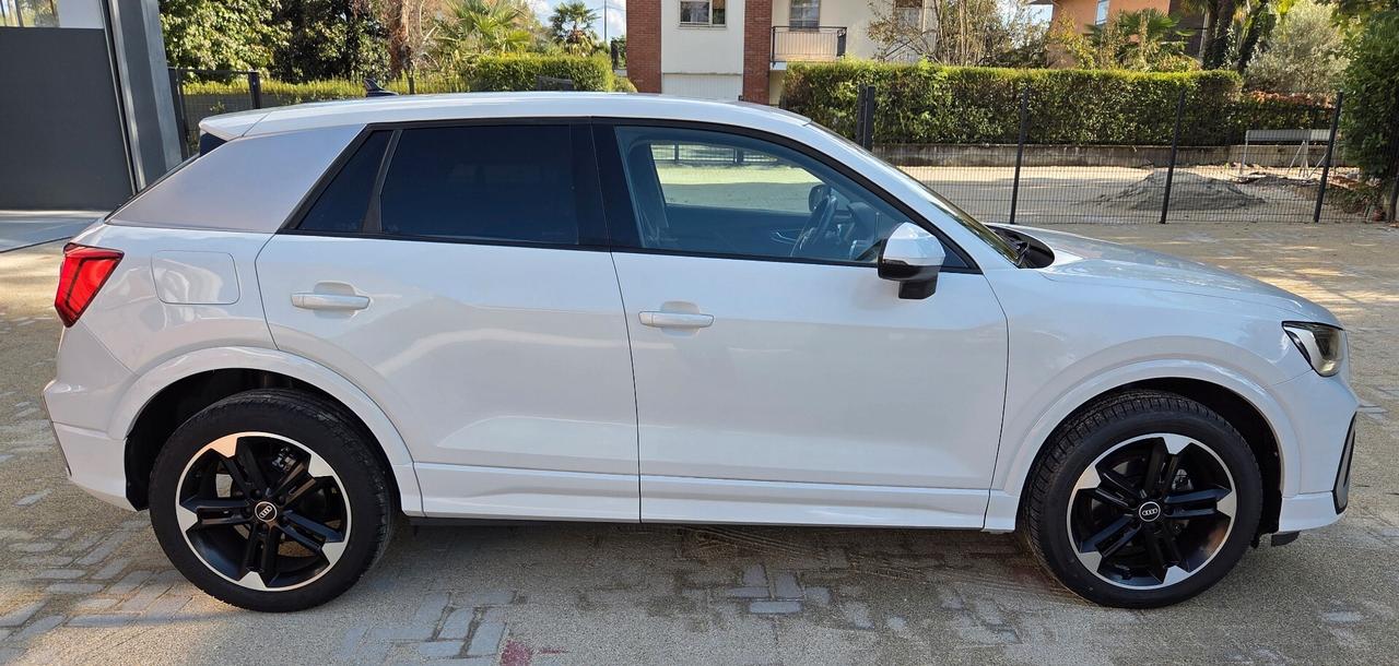 Audi Q2 30 TFSI S line Edition 110cv