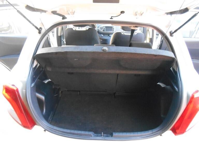 Toyota Yaris 1.0 5 porte X NEOPATENTATI