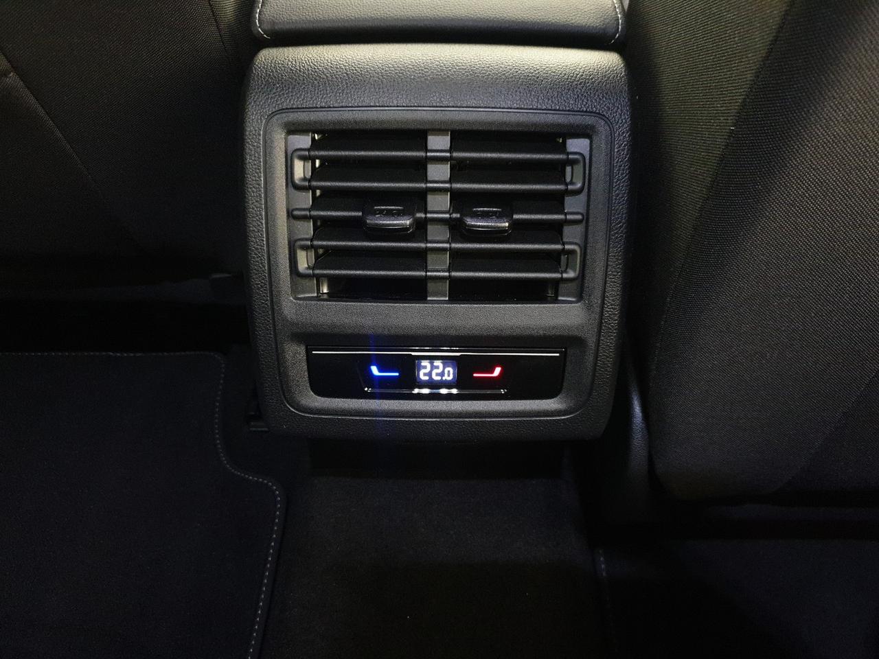 Volkswagen Golf 1.5 tsi ehybrid edition plus 204cv dsg