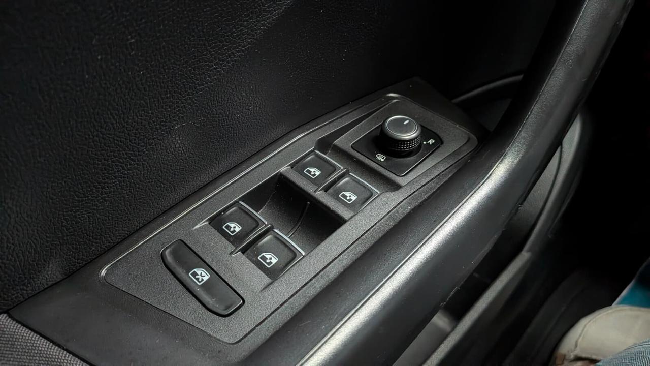 Volkswagen T-Roc 1.6 TDI SCR Business BlueMotion Technology