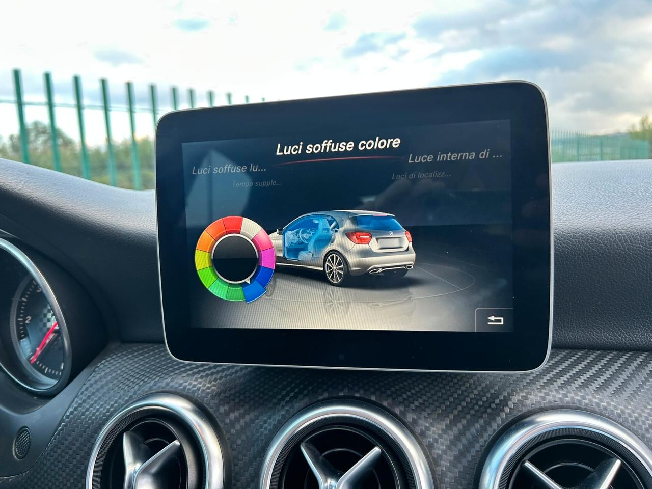 Mercedes-benz A 180 d Automatic Premium AMG LINE