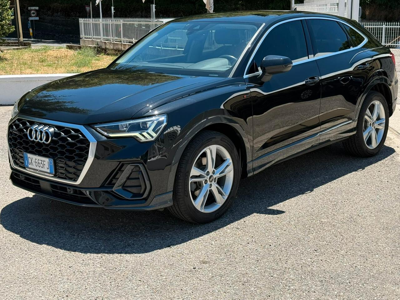 Audi Q3 35 TDI quattro S tronic line edition