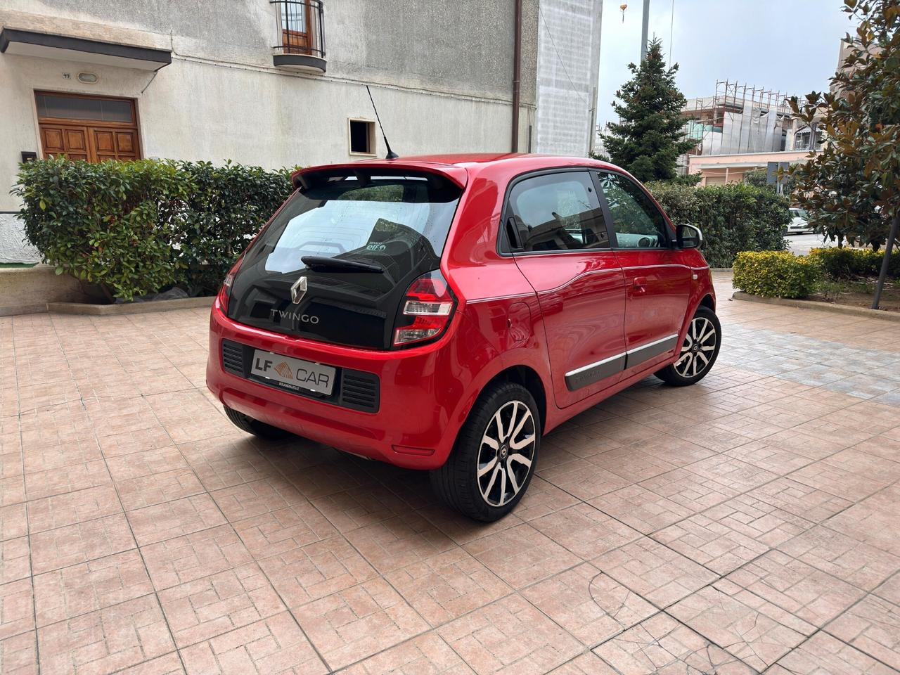 Renault Twingo SCe Lovely 1.0 70 cv