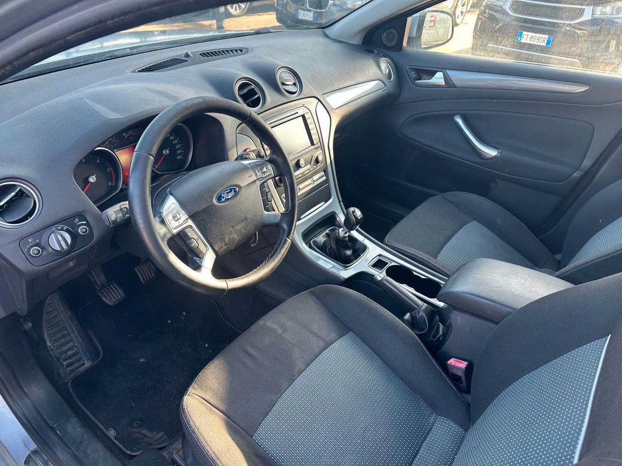 Ford Mondeo 2.0*TDCI*NAVI*LED*140CV*