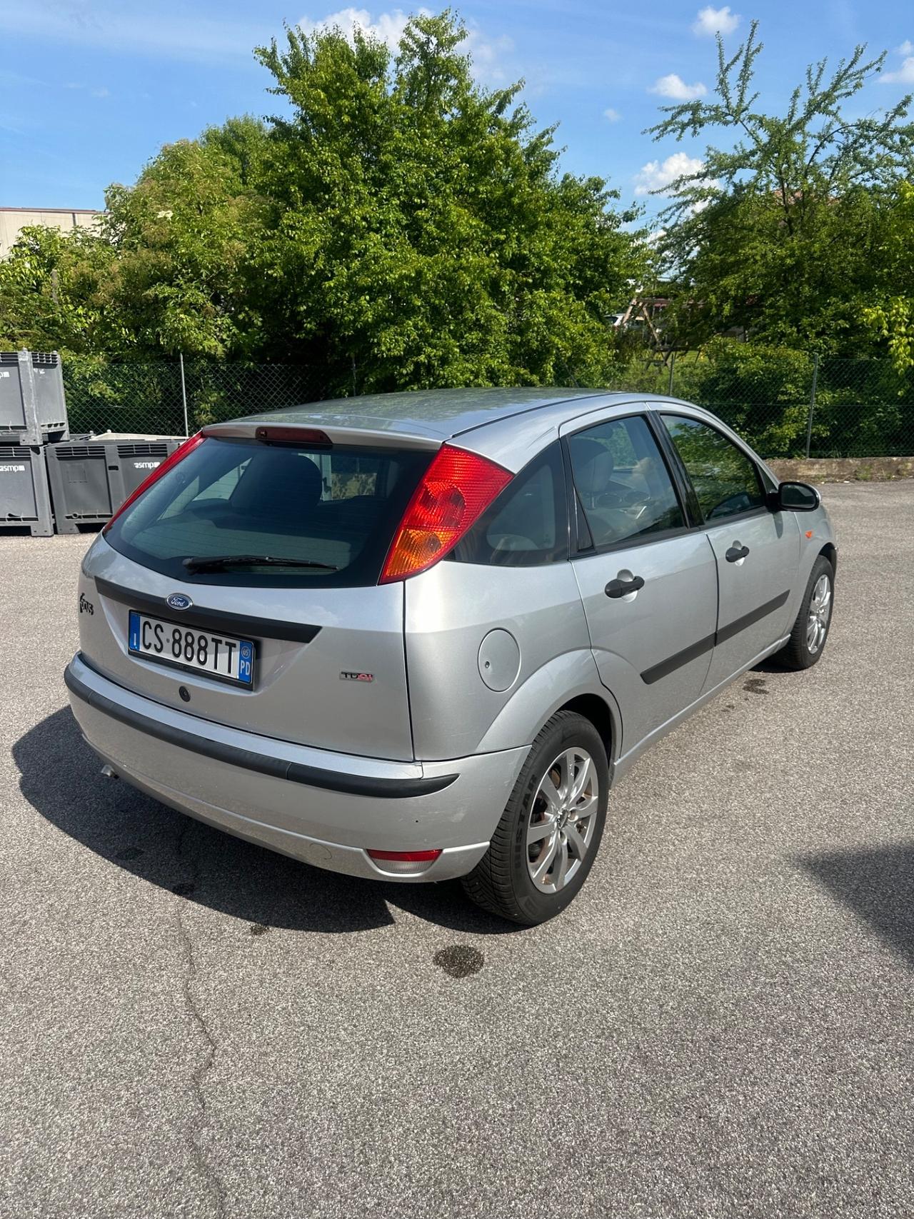 Ford Focus 1.8 TDCi (100CV) cat 5p. Zetec 93000km