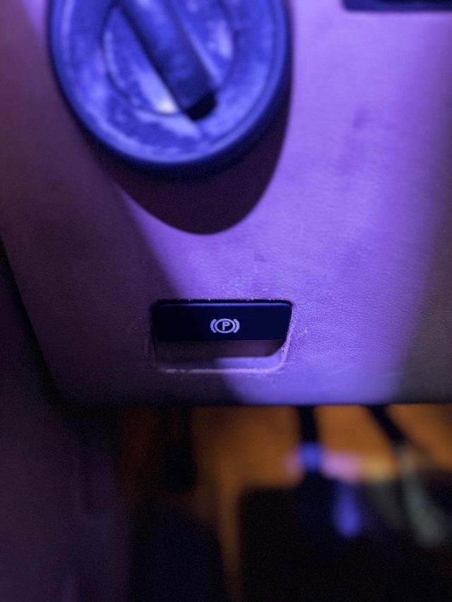 VOLKSWAGEN Touareg 2.5 R5 TDI