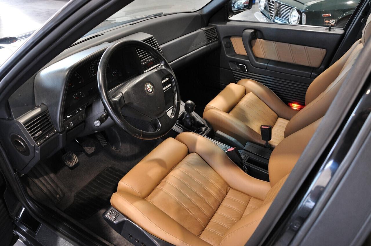 Alfa Romeo 164 3.0i V6 24V cat Q4 Recaro