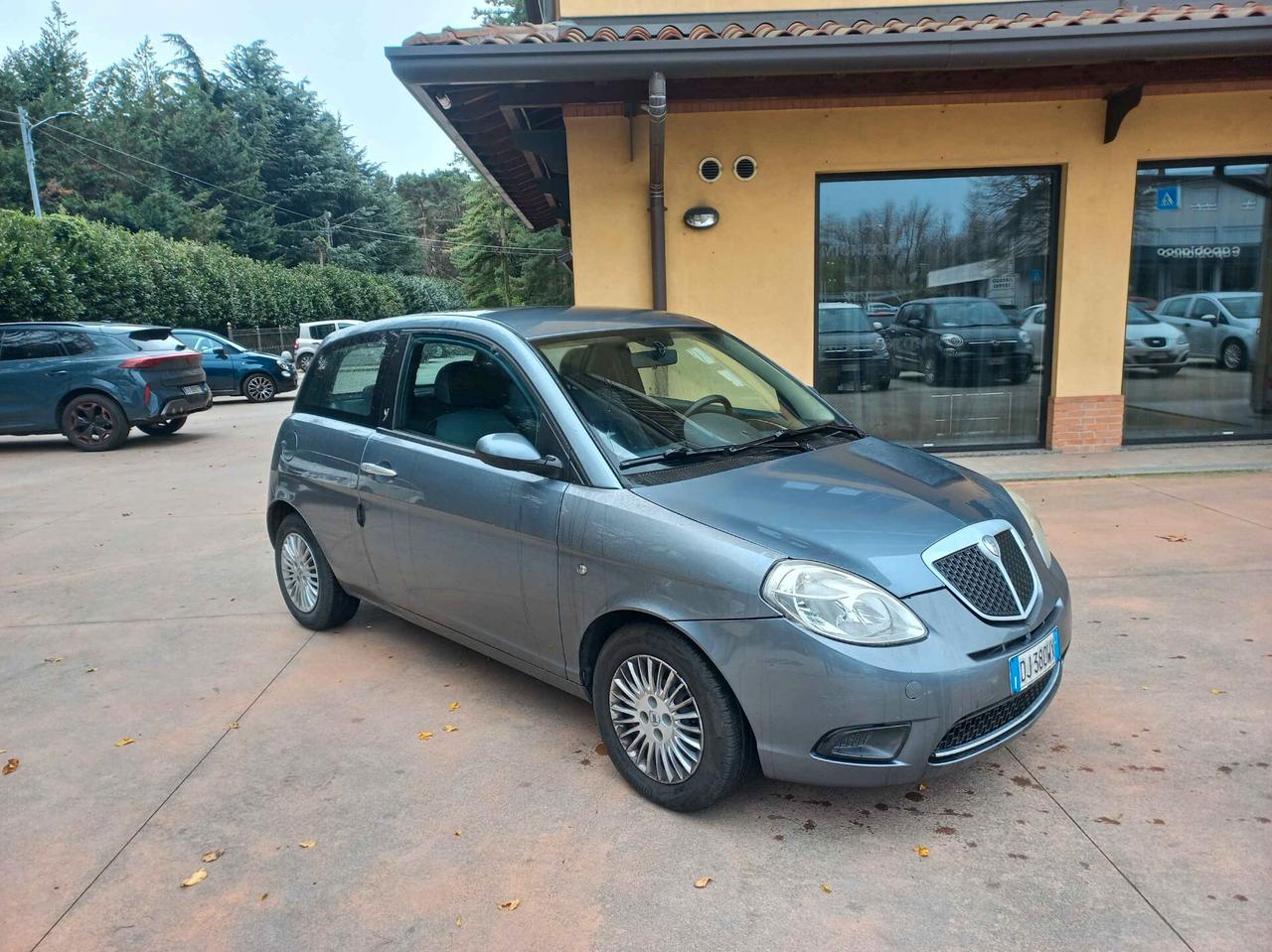 Lancia Ypsilon 1.2 Argento