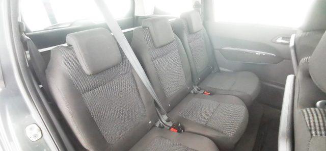 PEUGEOT 5008 1.6 VTi 120CV Tecno