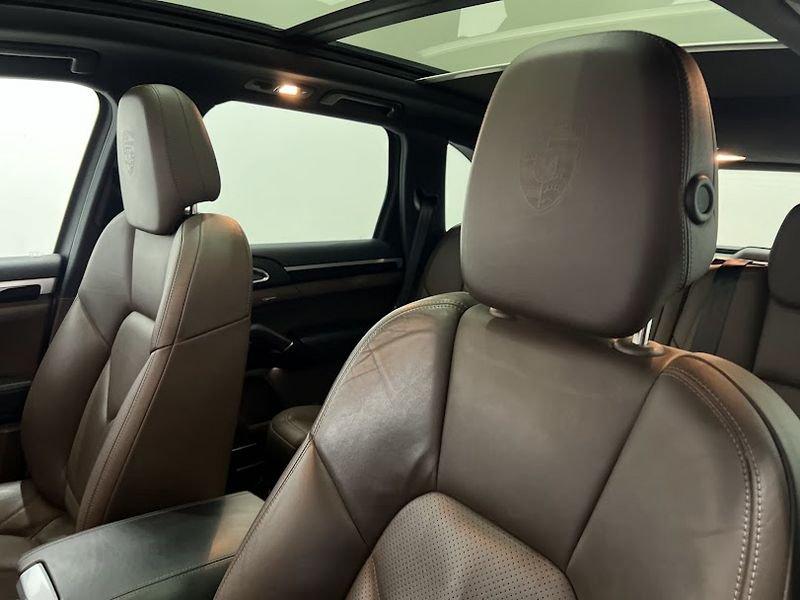 Porsche Cayenne Diesel Platinum Edition 262 CV