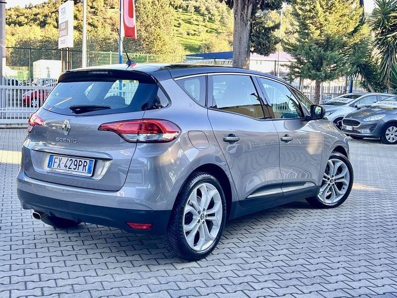 Renault Scénic Scénic TCe 140 CV FAP Intens