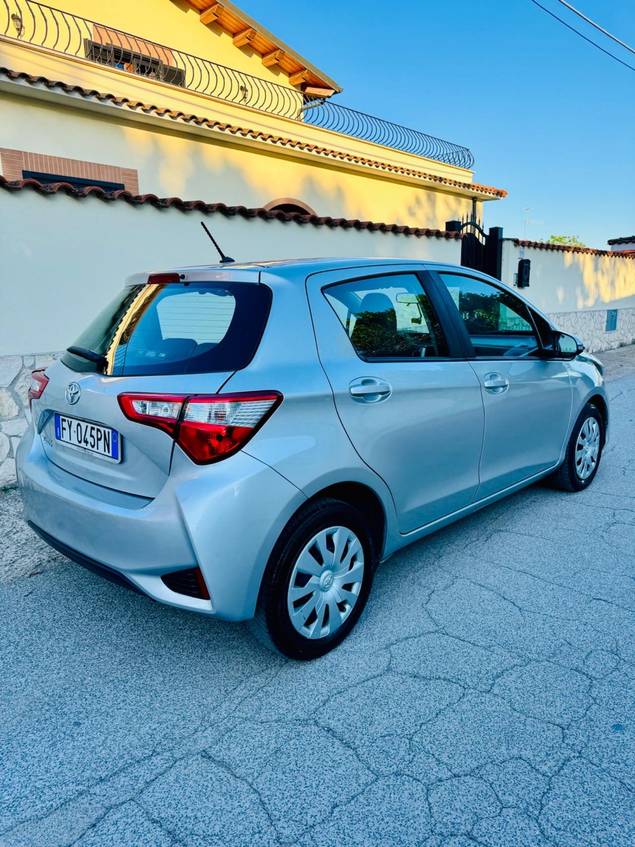 Toyota Yaris 1.0 5 porte unico proprietario