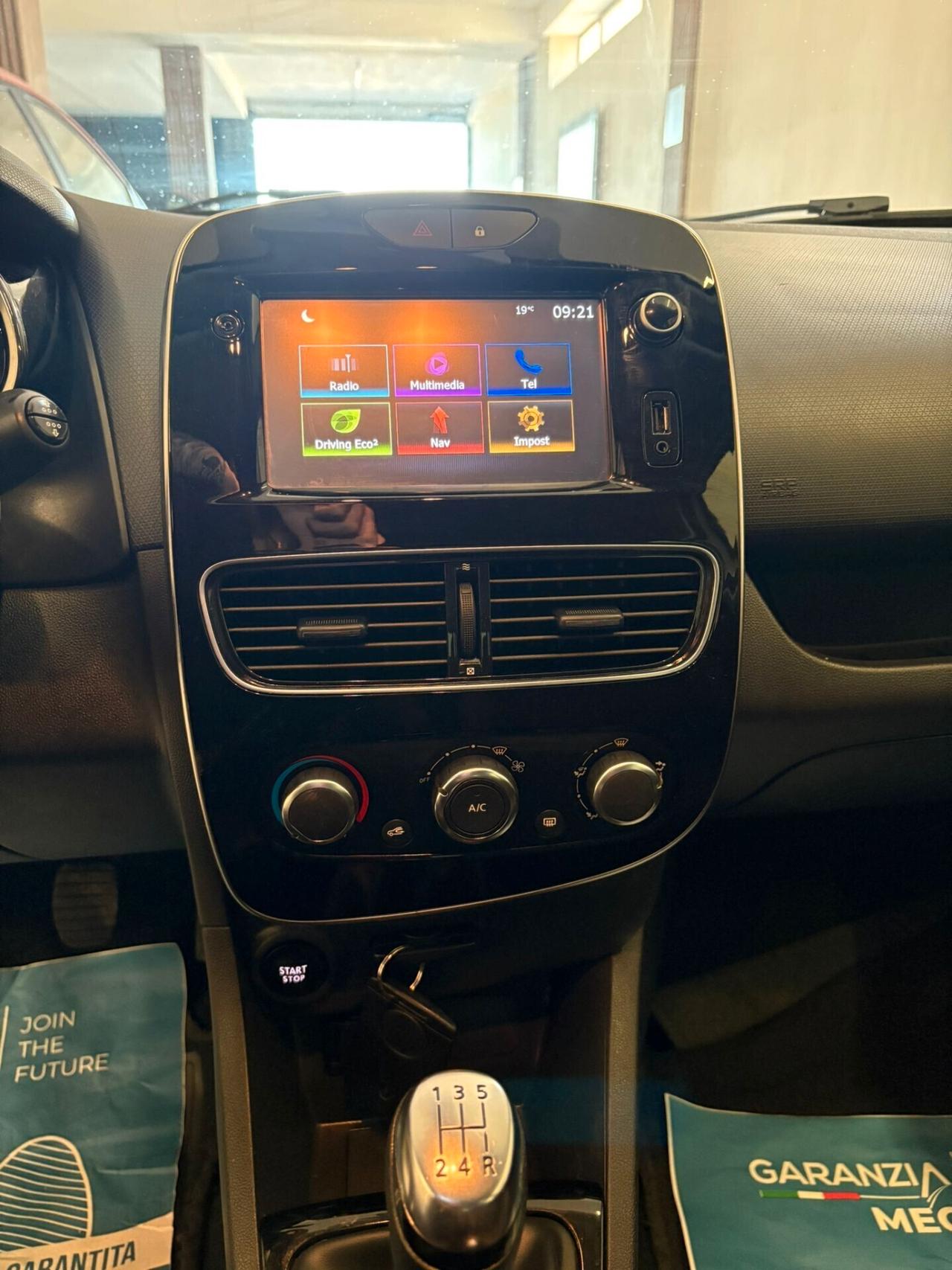 Renault Clio dCi 8V 90 CV EDC 5 porte Duel
