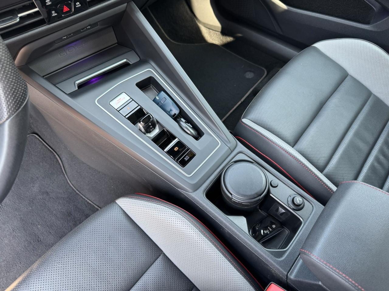 Volkswagen Golf GTI 2.0 TSI DSG
