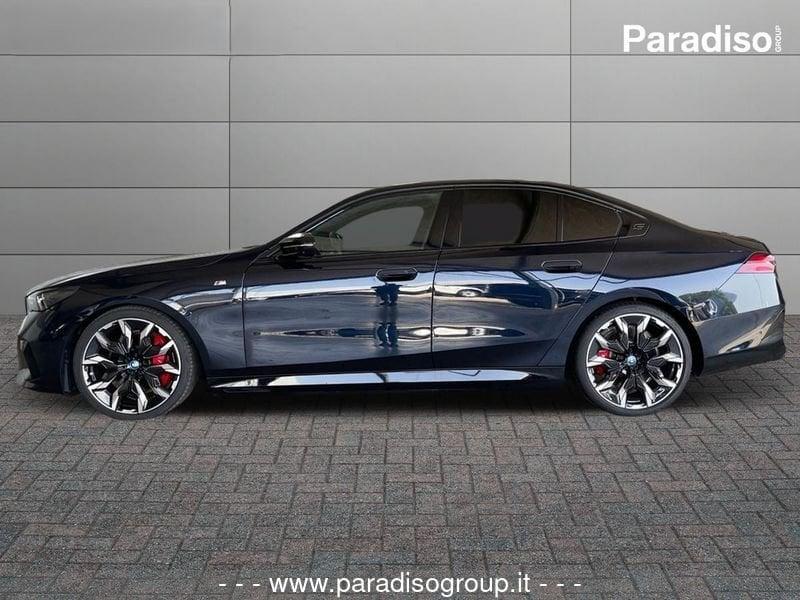 BMW i5 M60 XDRIVE 2023 - KM0 | 601CV | MPERFORMANCE
