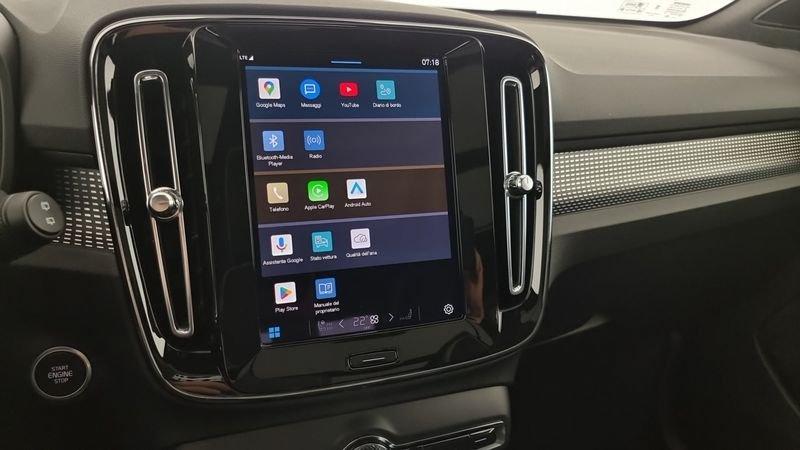 Volvo XC40 B3 automatico Ultra Black Edition