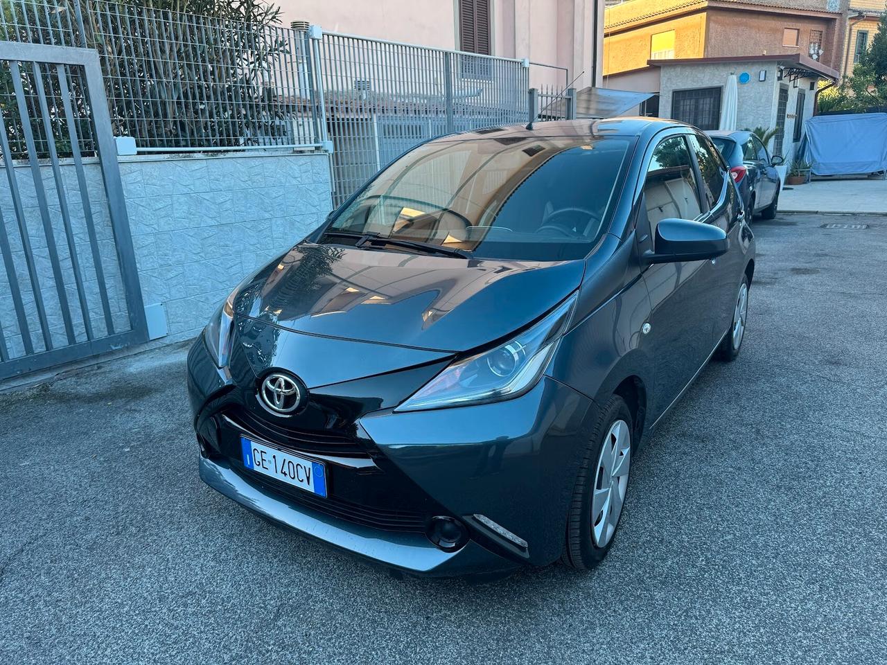 Toyota Aygo 1.0 automatica