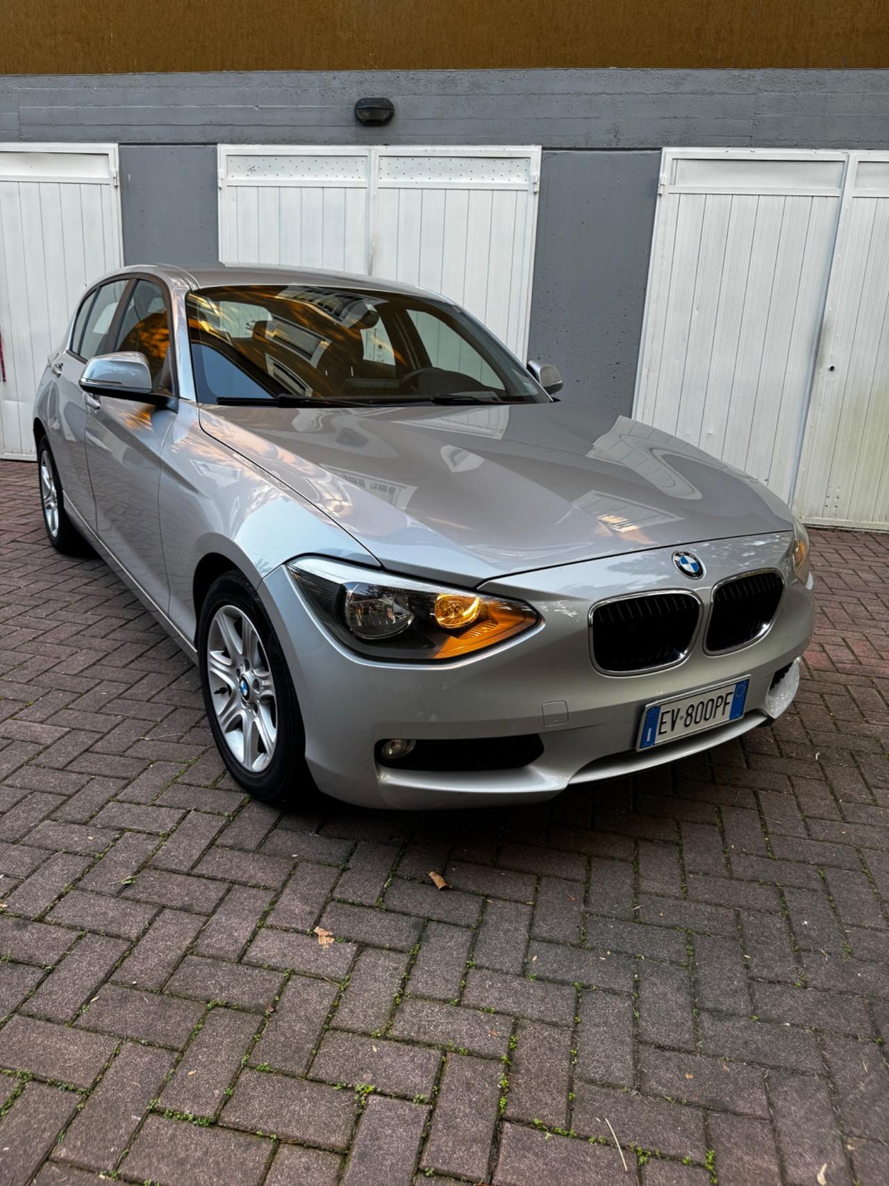 BMW Serie 1 118d Automatica Diesel – 2014 –