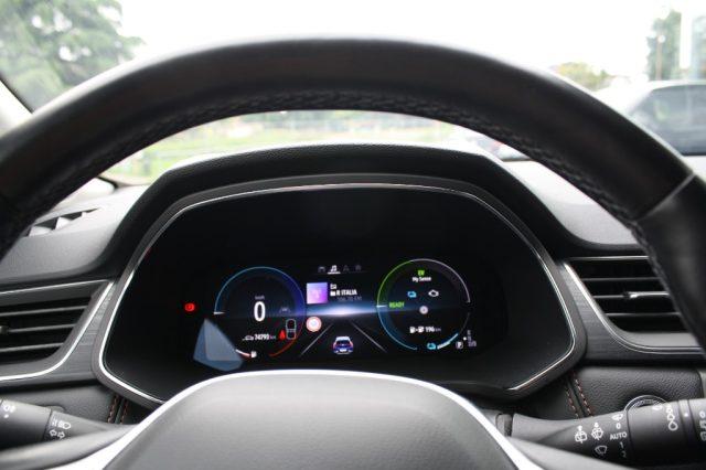 RENAULT Captur Plug-in Hybrid E-Tech 160 CV Initiale Paris