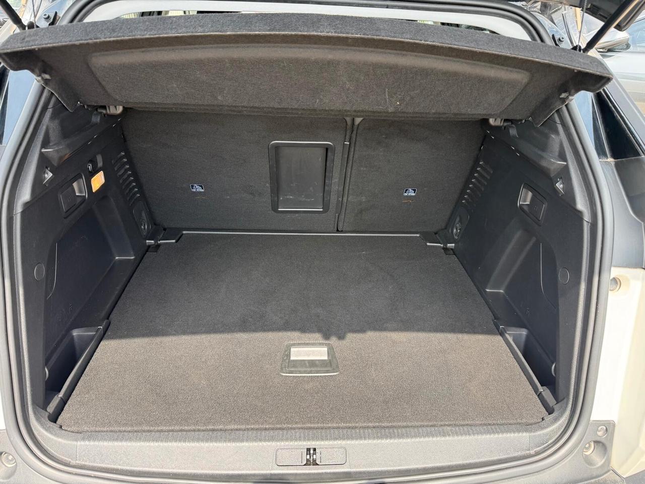 Peugeot 3008 1.5 BlueHDi 130 CV EAT8 Allure Pack