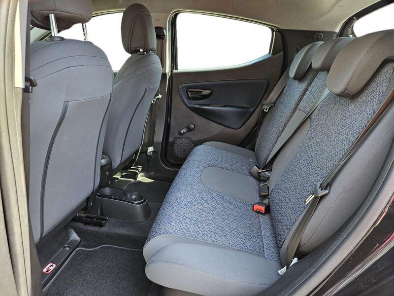 Lancia Ypsilon 1.0 FireFly 70cv Hybrid