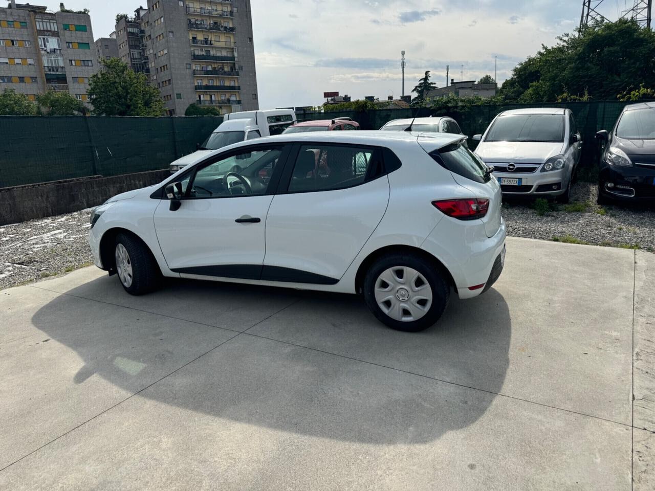 Renault Clio TCe 12V 75 CV 5 porte Van Energy 2 posti autocarro euro 6 benzina