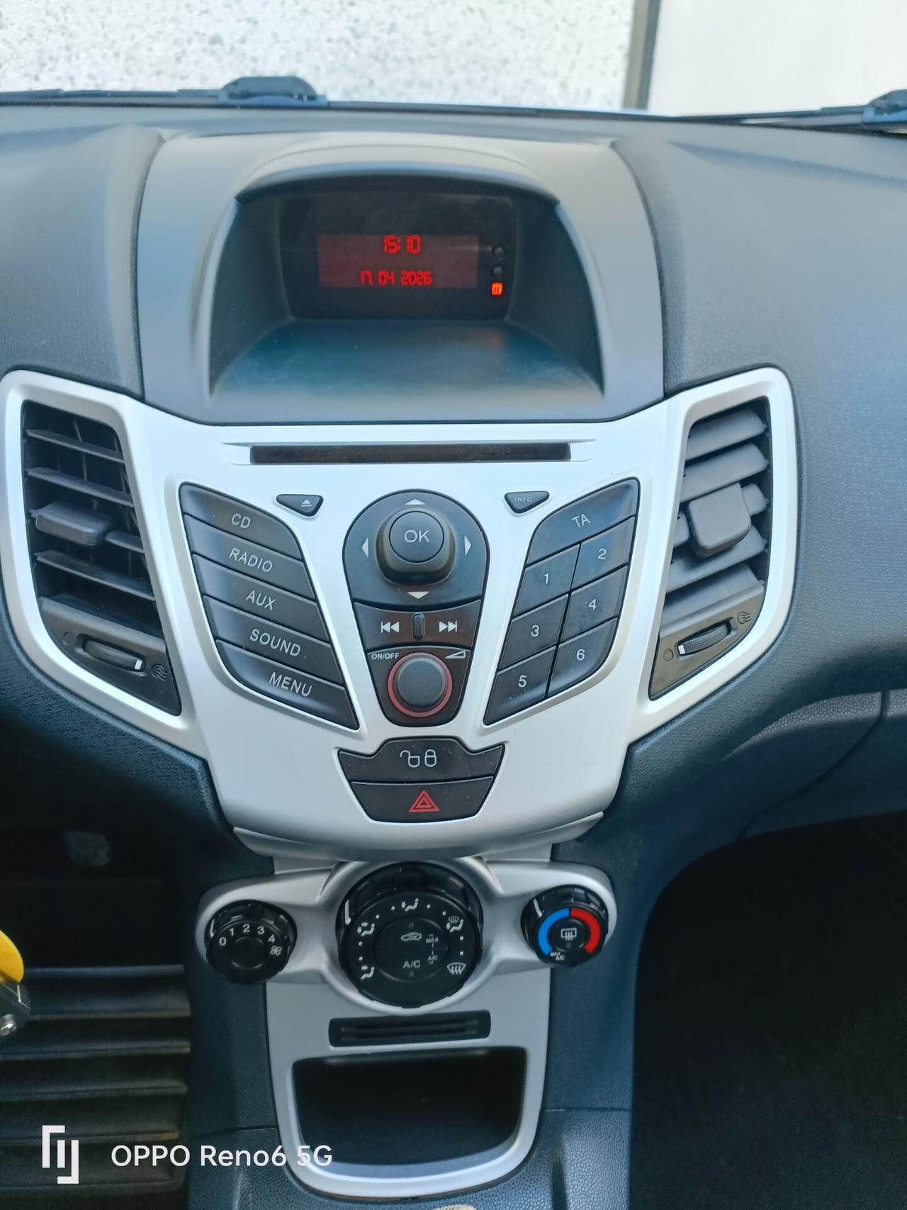 Ford Fiesta Ikon 1.2 8 CV 5 porte