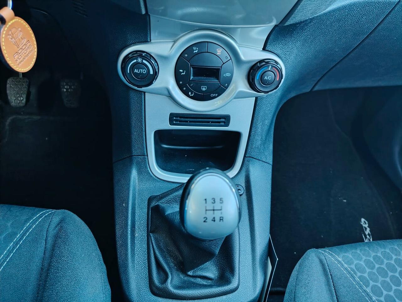 Ford Fiesta 1.6 TDCi 90CV 5 porte DPF Titanium