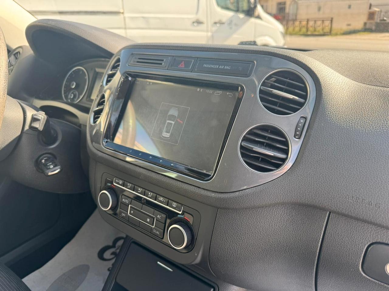 Volkswagen Tiguan 2.0 TDI 140cv MOTORE NUOVO GARANZIA
