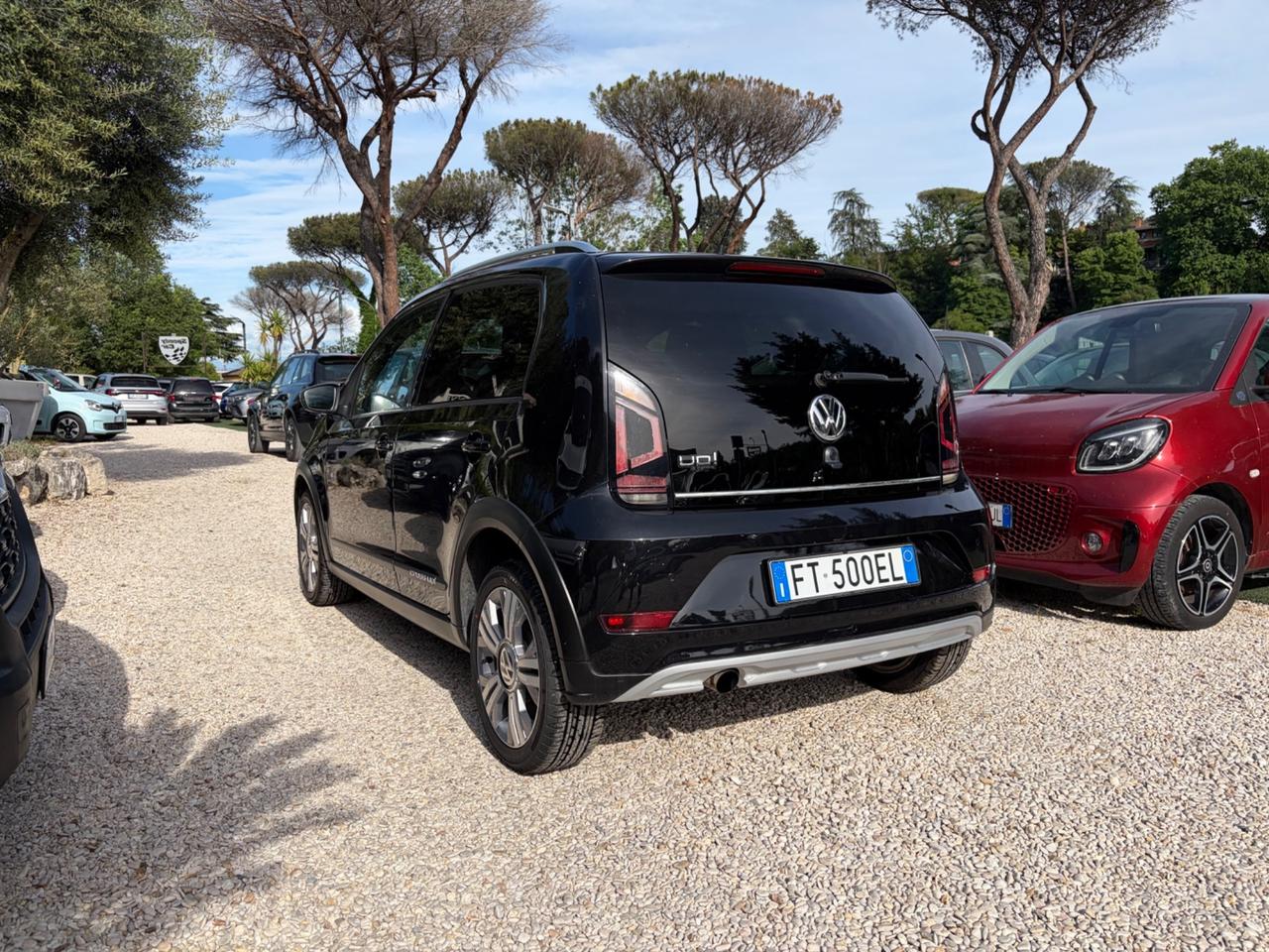 Volkswagen up! 1.0 75 CV 5p. cross BlueMotion Technology