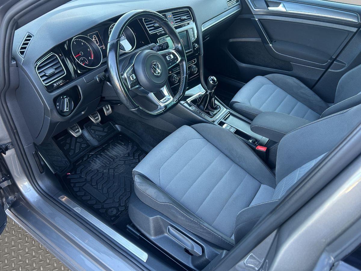 VOLKSWAGEN - Golf - 1.6 TDI 110 CV 5p. R LINE