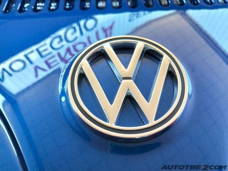 Volkswagen Maggiolino VOLKSWAGEN MAGGIOLINO DEL 71 CPMPLETAMENTE RICONDIZIONATO !!
