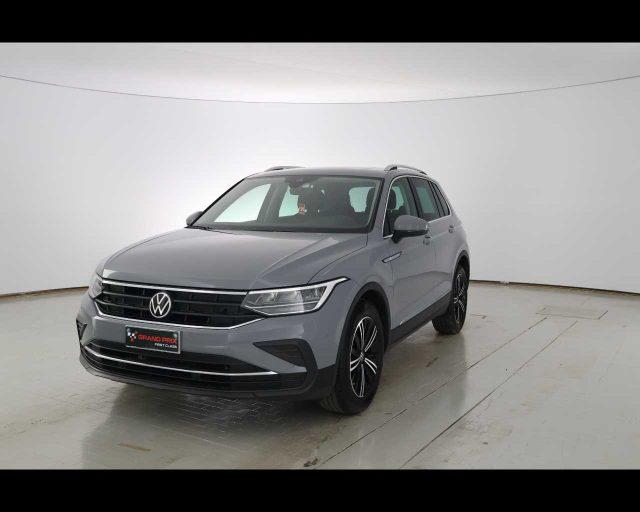 VOLKSWAGEN Tiguan 1.5 TSI ACT Life
