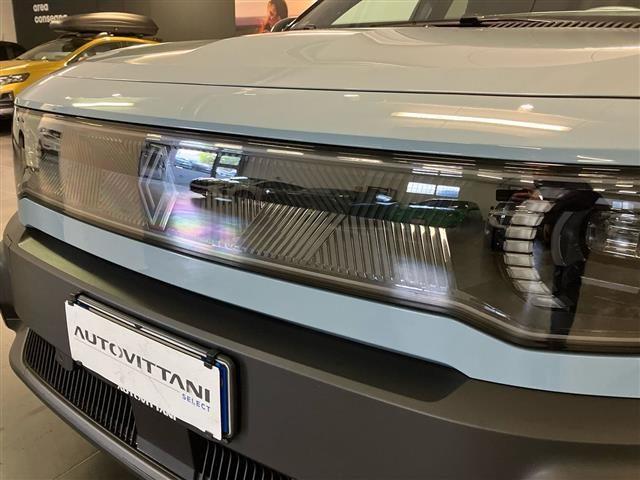 RENAULT Other Renault 4 E-Tech Iconic comfort range 150cv