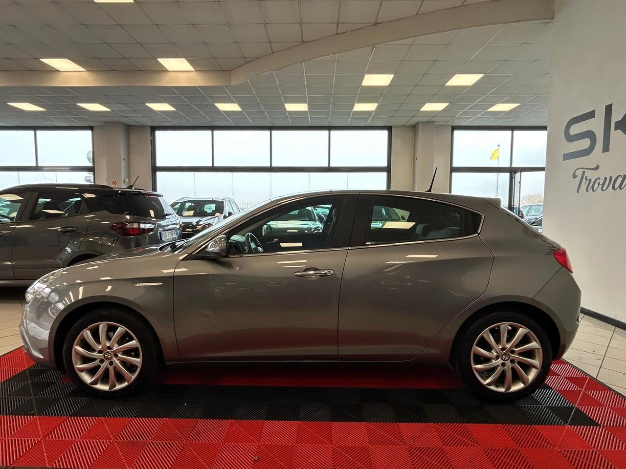 Alfa Romeo Giulietta 1.6 JTDm-2 105 CV Distinctive