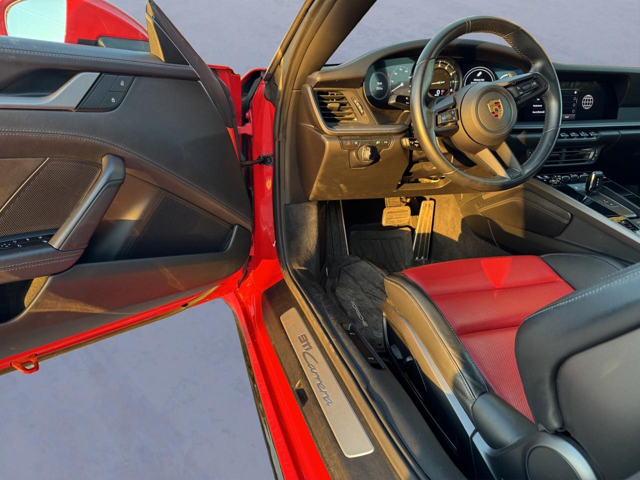 Porsche 911 Carrera Cabriolet 992
