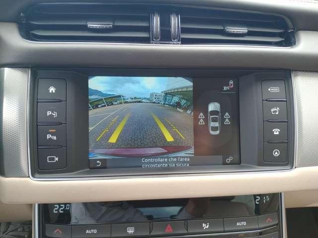Jaguar XF XF 2.0d Portfolio awd 180cv auto
