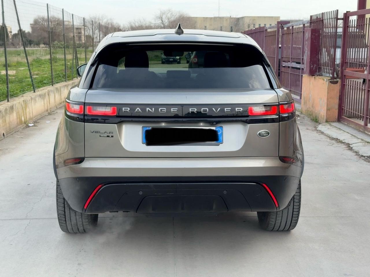 Range Rover Velar 2.0D 240 CV R-Dynamic