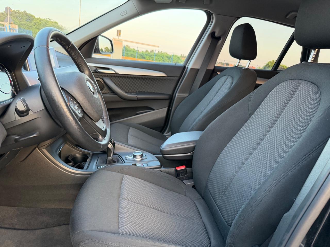 Bmw X1 sDrive16d Business Advantage Black Edition 2021