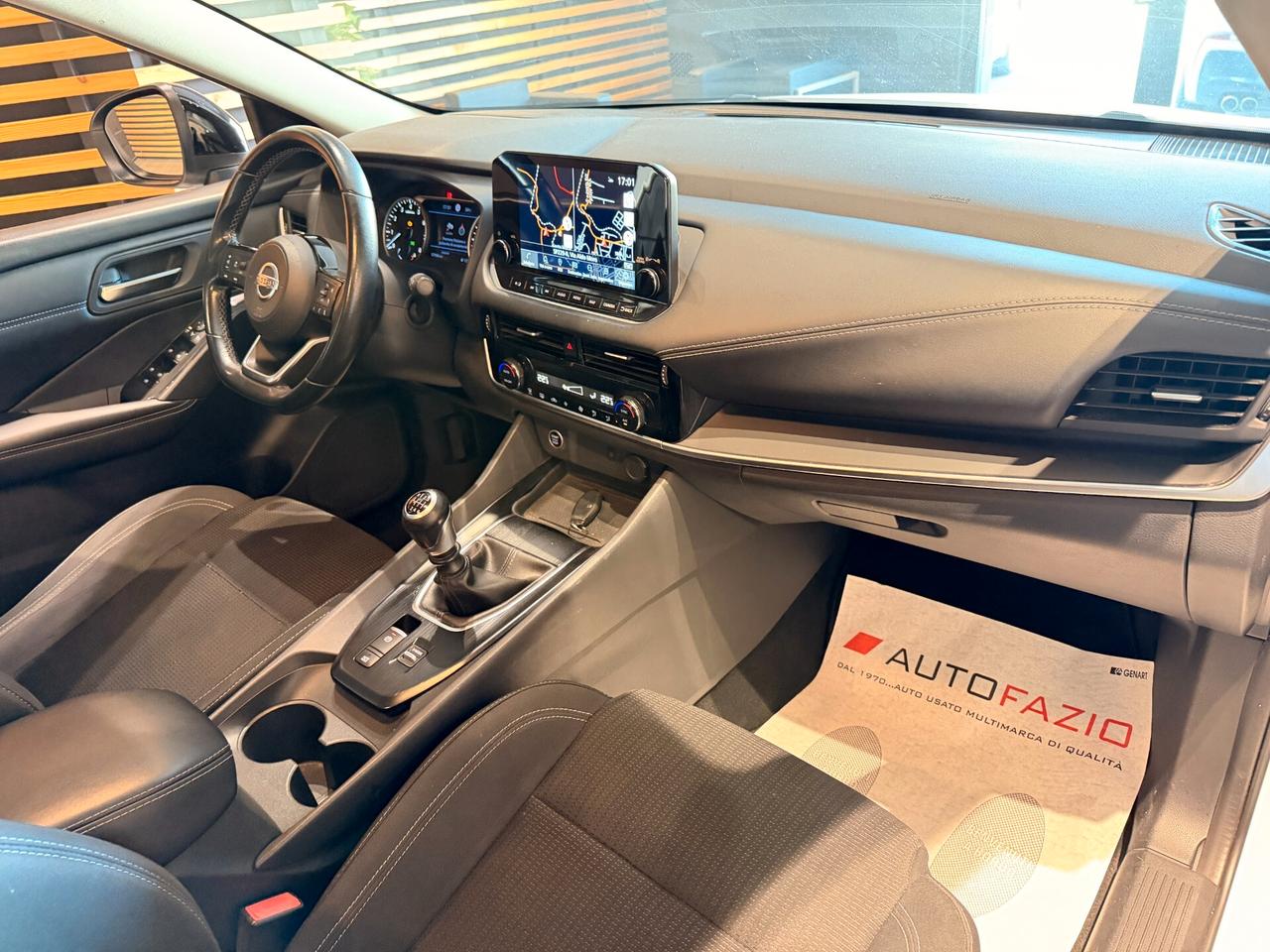 Nissan Qashqai MHEV 140 CV Business