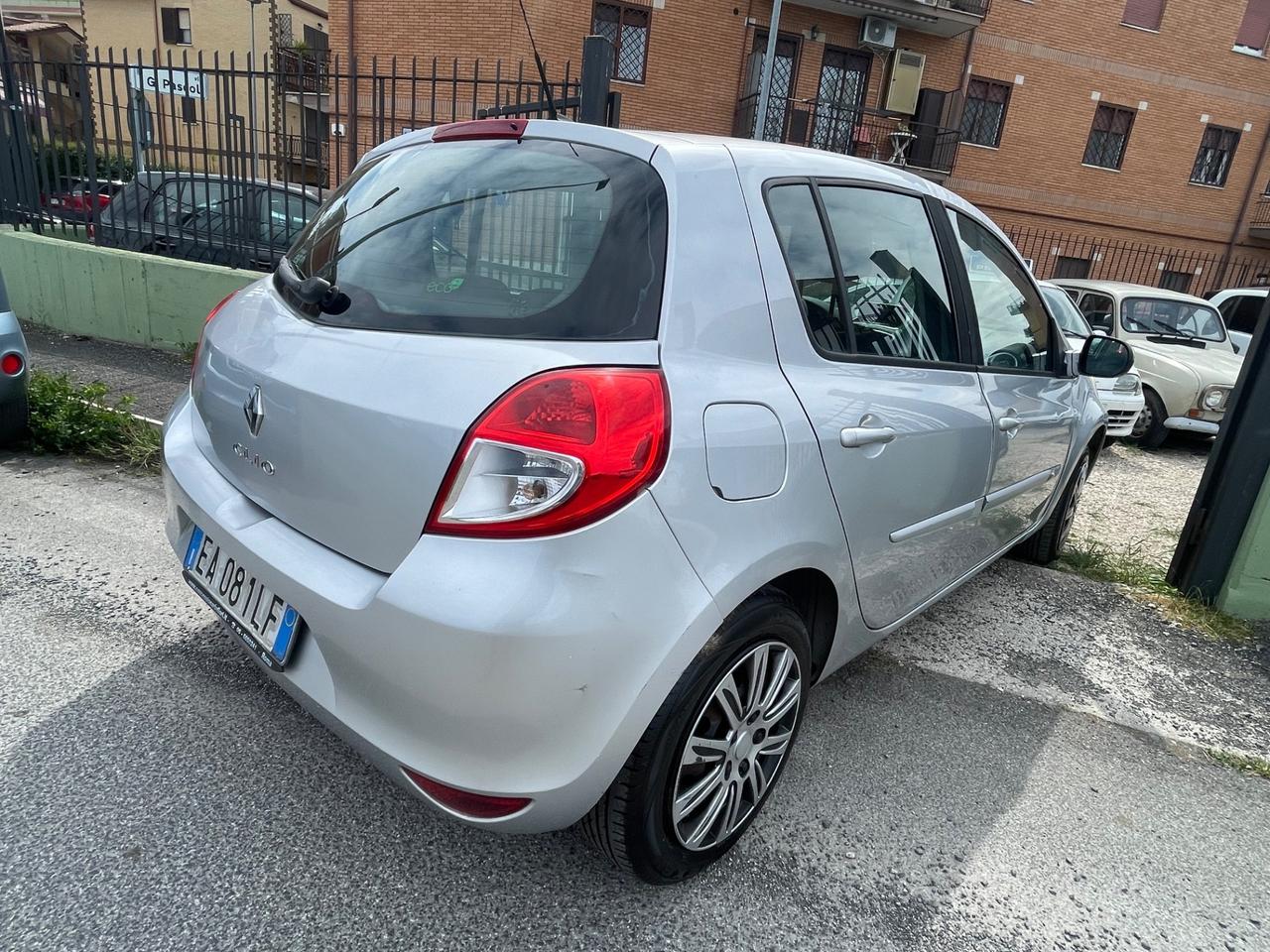 Renault Clio 1.2 16V 5 porte dynamic GPL 2032!