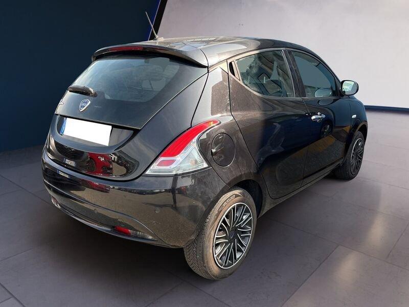 Lancia Ypsilon III 2015 1.2 Gold s&s 69cv my19