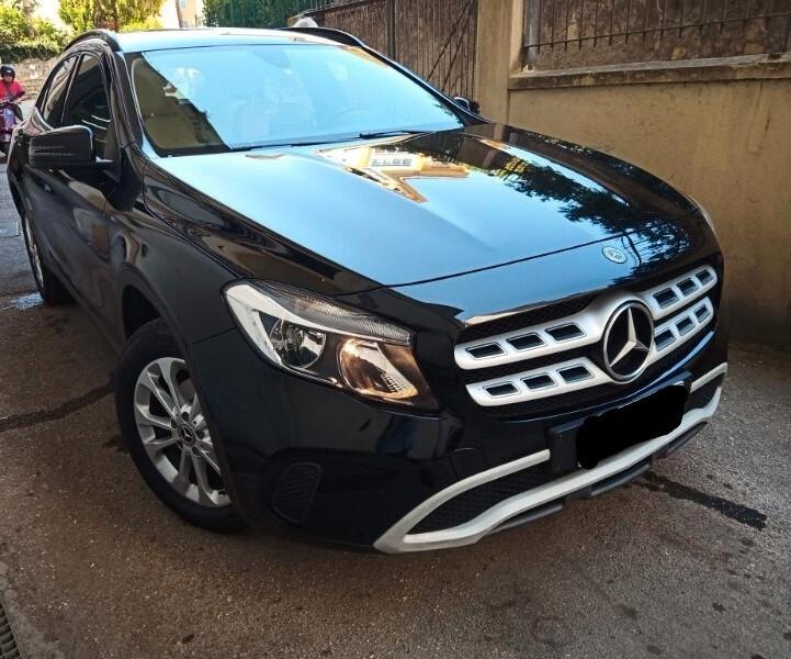 Mercedes-benz GLA 220 d Automatic 4Matic Premium