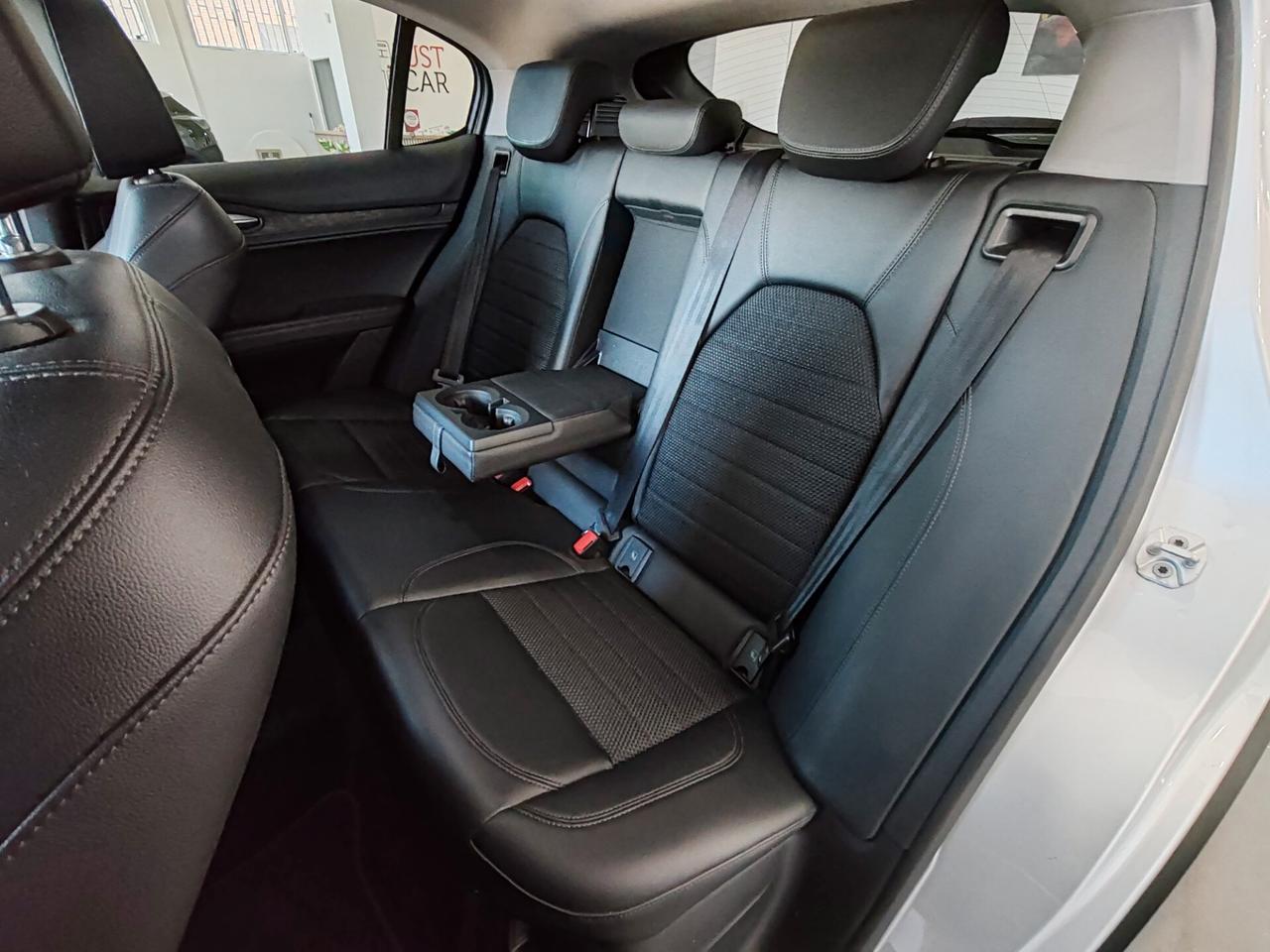 Alfa Romeo Stelvio 2.2 Turbodiesel 210 CV AT8 Q4 Executive 2019