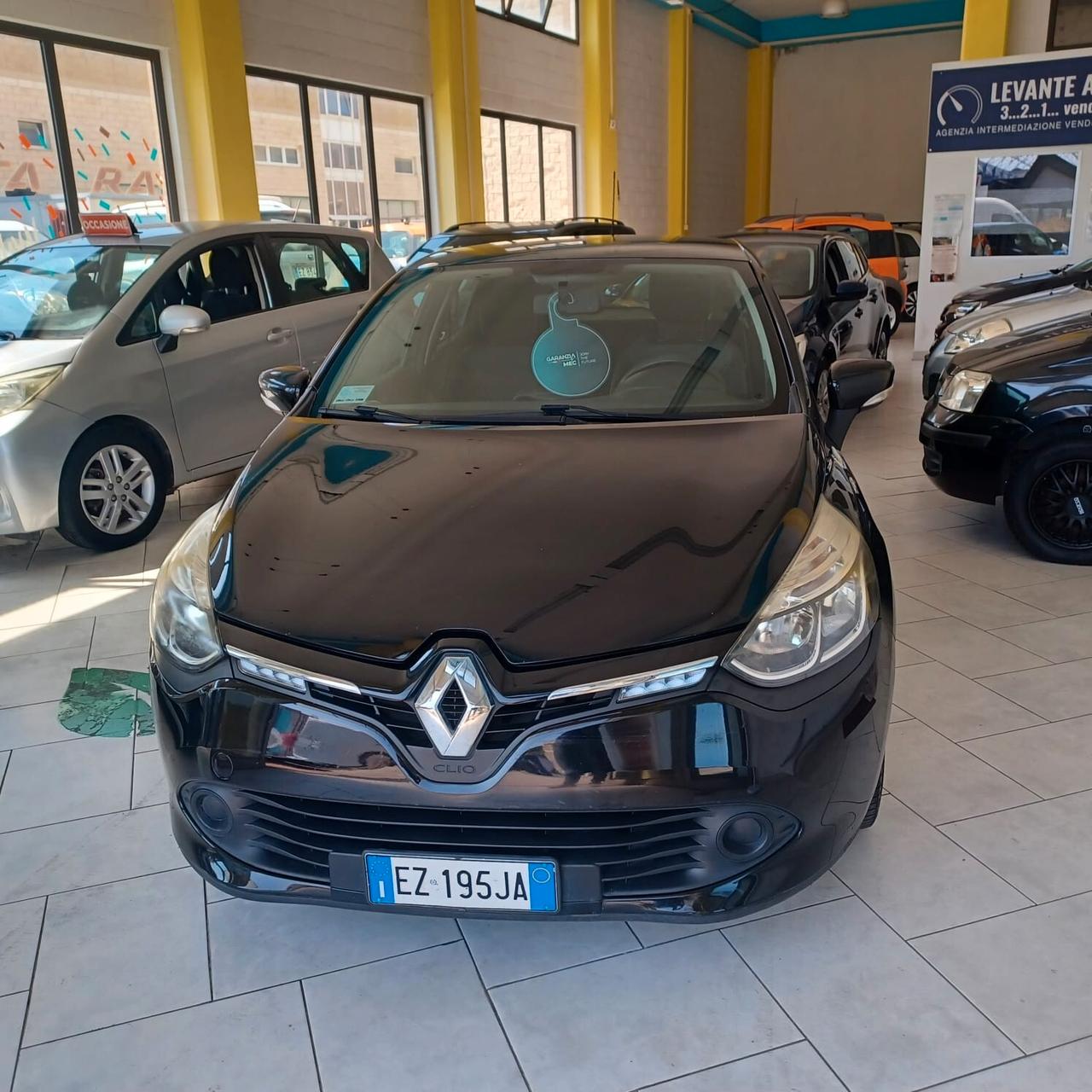 153688KM CLIO 1.2 PER NEOPATENTATI OTTIMO STATO